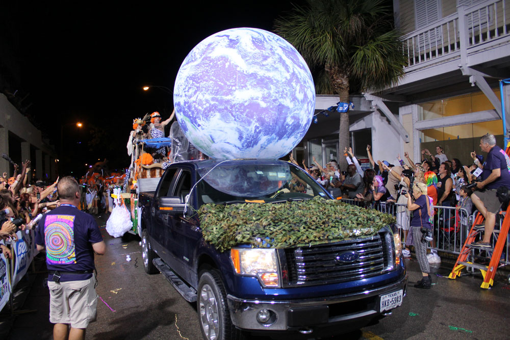 Fantasy Fest Parade 2017 photo - Duval Street, Key West